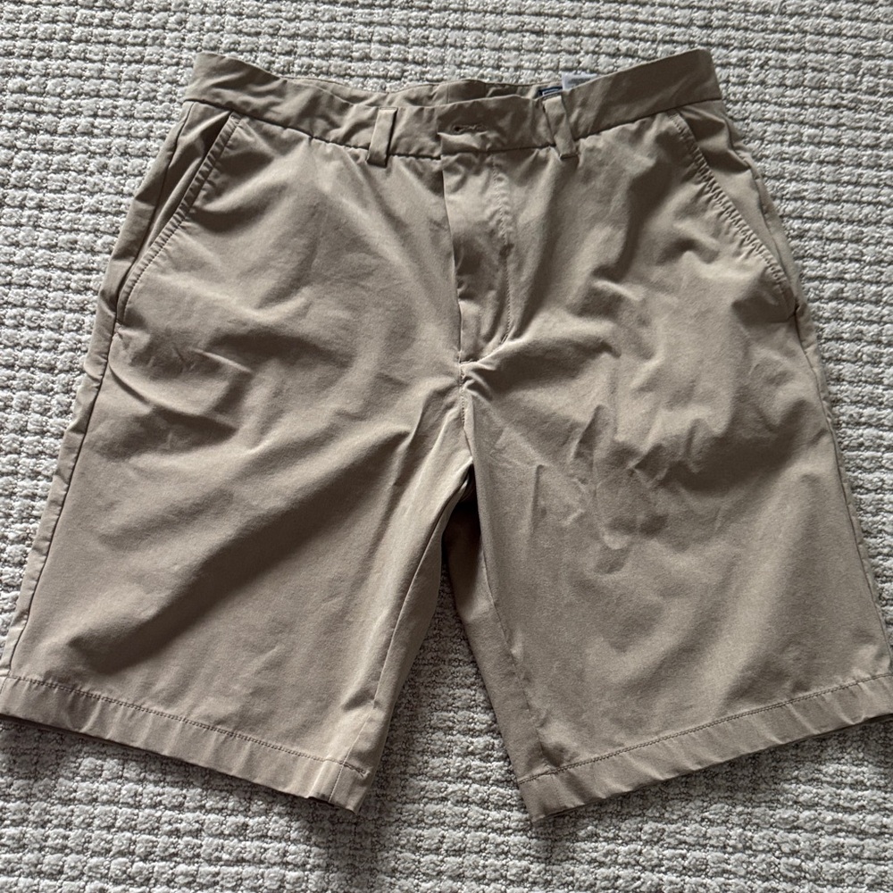 Vineyard Vines Men's Khaki Flat Front Shorts